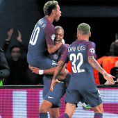 Paris SG erteilt Bayern München eine Lektion