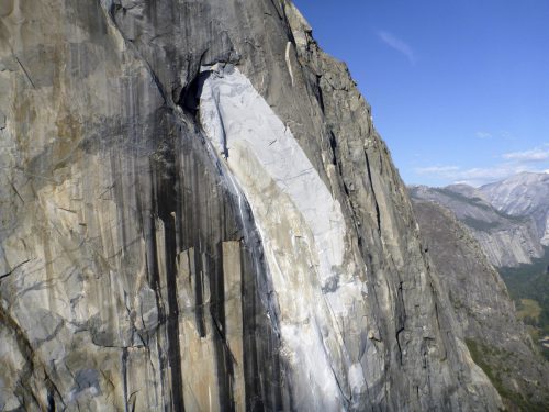 Seit Mittwoch sind sieben Felsbrocken von der Granitwand des El Capitan abgegangen.
