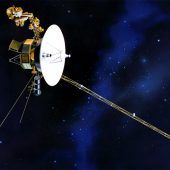 „Captain Kirk“ beamt Friedensbotschaft ins All