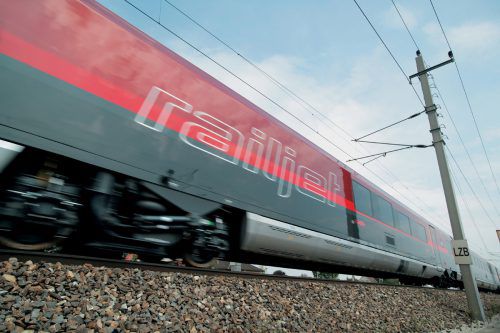 Vorarlberger Railjetfahrer müssen sich an andere Zeiten gewöhnen. apa