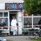 Zwei Tote nach Schüssen in Lokal