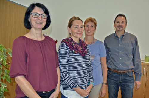 Beate Rederer (l.) hat die Leitung des Krankenpflegevereins übernommen.