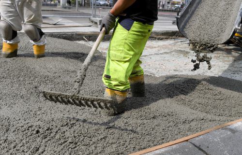 Bei 40 Prozent der ausländischen Firmen, die auf österreichischen Baustellen arbeiten, liegt ein Verdacht auf Unterentlohnung vor.  APA
