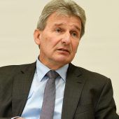 Gewerkschaft und Ärztekammer warnen vor Kassenfusion