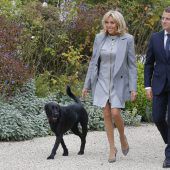 Pipi-Panne im Élysée-Palast