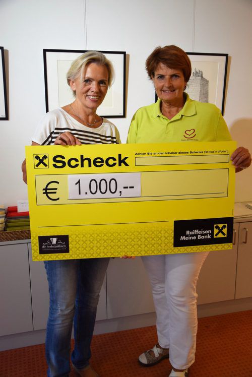 Gertrud Blum (Gesundheits- und Krankenpflegeverein Vorderland) und Edith Bechter (Gesamtleitung) (v.l.)