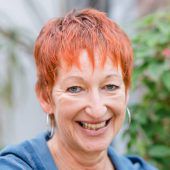 Eva Rossmann liest in der Bücherei am Dorfbach