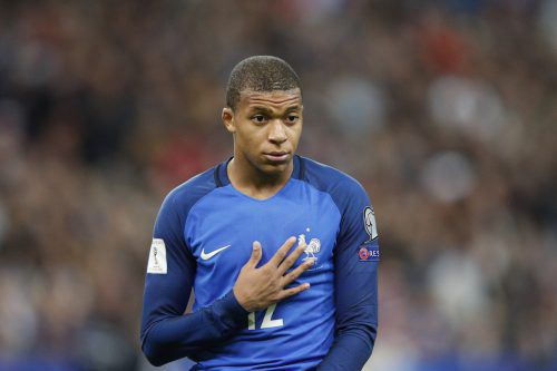 Kylian Mbappe wollte 2015 zu RB Leipzig wechseln. Jetzt spielt er für Paris SG. AP