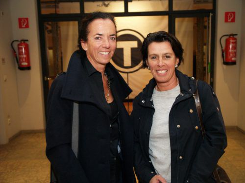 Premierengäste: Silke Birk (l.) und Daniela Rübekeil.