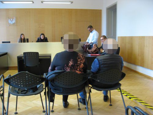 Recht impulsiv hatte sich das angeklagte Ehepaar eine Auseinandersetzung mit ihrem Nachbarn geliefert.  Eckert