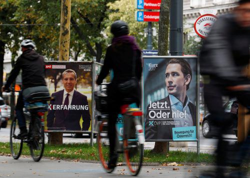 So kurz vor der Wahl geraten die Spitzenkandidaten Christian Kern (SPÖ) und Sebastian Kurz (ÖVP) in eine beschämende Situation. reuters