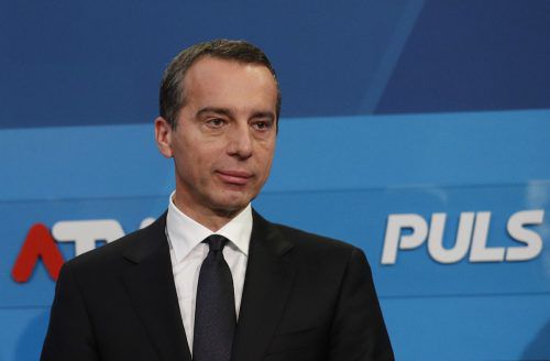 Was wir bekommen werden, ist eine ideologische Uraltkoalition der beiden rechtsgerichteten rechtspopulistischen Parteien, die sich schon seit längerer Zeit inhaltlich und ideologisch angenähert haben. Ich hätte das unserem Land gerne erspart. Die nun geplante Koalition ist kein Zufall, sondern von ÖVP-Chef Sebastian Kurz seit 18 Monaten vorbereitet worden. Christian Kern, SPÖ-Chef, Kanzler