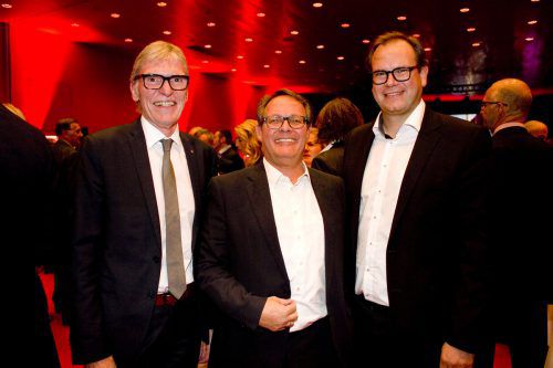 Wilfried Hopfner (Raiffeisen), Autoexperte Christoph Gerster, Markus Raith (Russmedia)