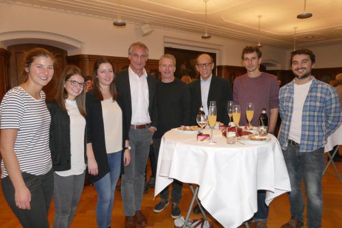 Bürgermeister Markus Linhart und Stadtrat Michael Rauth im Gespräch mit den Pädagoginnen in Bregenz.