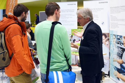 Chefarzt Walter Neunteufel reiste zur Jobmesse, um das Stadtspital vorzustellen.