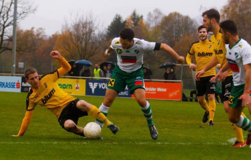 Dank einer starken Schlussphase konnte sich der FC Höchst gegen Lauterach durchsetzen und steht im Viertelfinale des VFV-Cups. vn