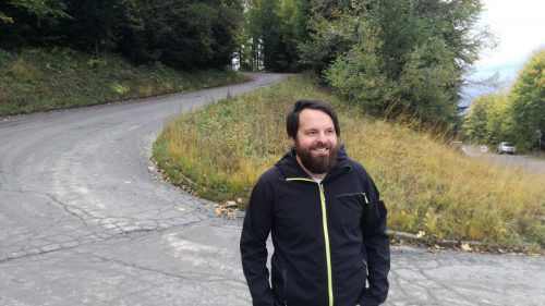 Nach Phillip Mock wird auch mit einer Hundestaffel gesucht.