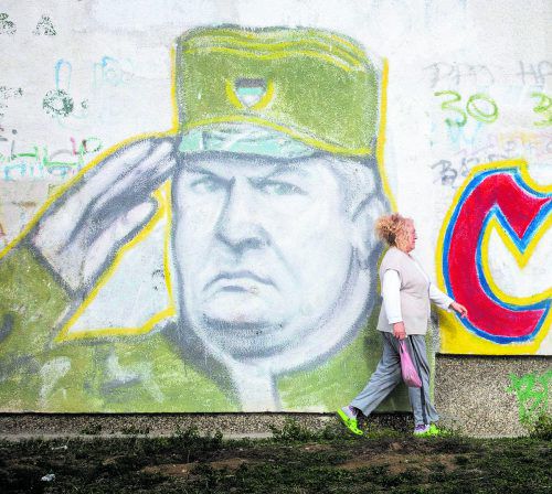Der frühere Militärchef, "Schlächter vom Balkan" genannt, gilt als Hauptverantwortlicher für die schwersten Verbrechen während des Bosnienkrieges. AP