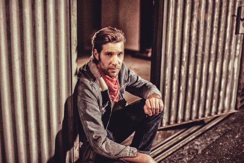 Der reizvolle Name Prinz Grizzley steht für den Bregenzerwälder Musiker Chris Compter. marcel a. Mayer