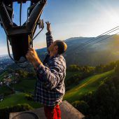 Karrenseilbahn im Winterbetrieb