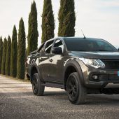 Autonews der WocheFiat-Pick-up als Cross-Variante / Topwerte bei Crashtest / Vespa mit Elektroantrieb