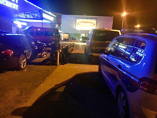 Für die Einsatzabwicklung wurden ingesamt zehn Polizeistreifen zur Nachtschicht nach Hard beordert. VOL.at/MAdlener