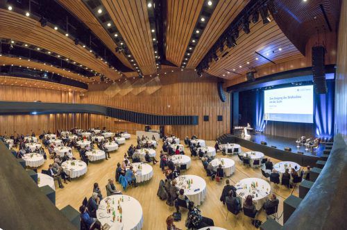 Großer Andrang beim Fachsymposium zu Ehren Reinhard Hallers.  VN/Stiplovsek