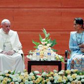 Papst pocht auf Menschenrechte