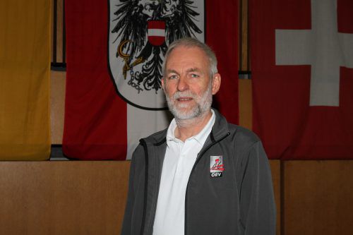 Hubert Schneider ist ein weltweit anerkannter Experte im Kunstradsport.