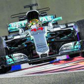 Hamilton lässt nicht locker