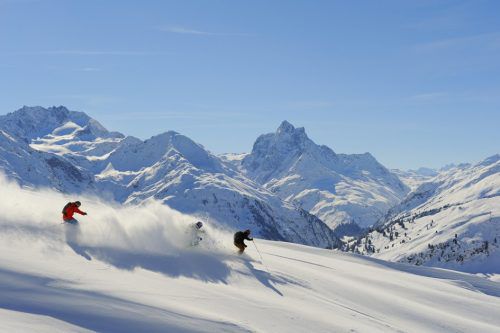 Ski Arlberg holte beim Test den Titel „Bestes Skigebiet der Welt 2017“. Insgesamt wurden über 250 Skigebiete unter die Lupe genommen und in zehn Kategorien bewertet. Mallaun