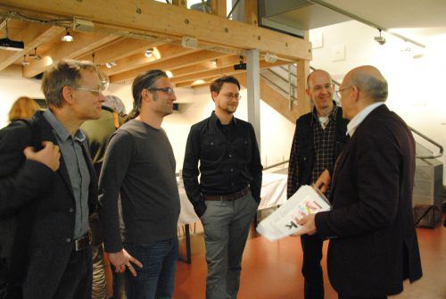 Walle Sayer (Basler Lyrikpreis) und die Feldkircher Preisträger Thomas Amann, Johannes Tröndle und Bernd Marcel Gonner im Gespräch mit Gerhard Ruiss. TaS