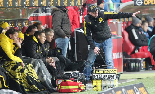 Auftakt nach Maß für Peter Stöger als Trainer von Borussia Dortmund. Mit ihm ist der BVB auf die Siegesstraße zurückgekehrt. AFP