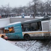 Busunglück in Moskau gibt Rätsel auf
