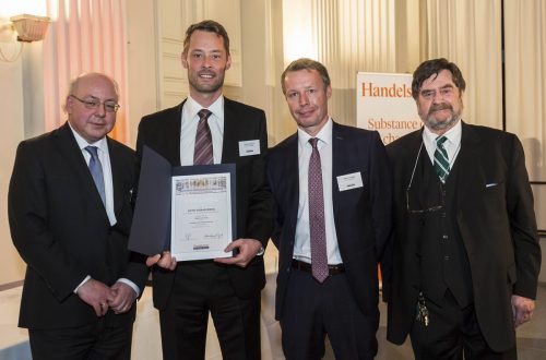 Elitär: MD H.P. Kraußer, Stefan Schmitt (Hypo, Leiter Wealth Management Bregenz), Alfred Pfeiffer (Hypo, Private Banking) und Hans-Kaspar v. Schönfels (Elite Report).  Schulz