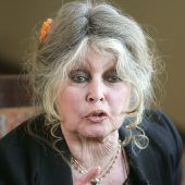 Bardot startet Plakataktion