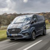 Autonews der WocheFacelift für den Ford Transit Custom / Erste Fotos des A-Klasse-Cockpits der nächsten Generation / Limitiertes Sondermodell des Seat Leon Cupra R
