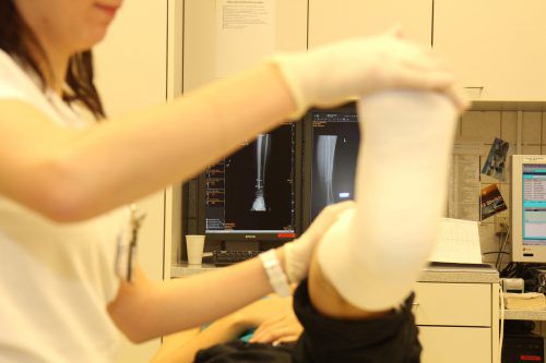 In der kommenden Skisaison werden die Krankenhäuser wohl wieder Endstation für zahlreiche in- und ausländische Wintersportler sein. vn