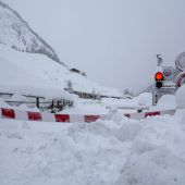 9000 Urlauber in Zermatt eingeschneit