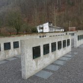 Neue Urnenplätze gesegnet