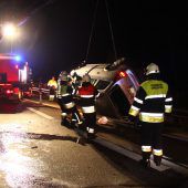 Reh verursacht Autoüberschlag auf der Rheintalautobahn