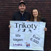 Auktionserlös für „Schmetterlinge“