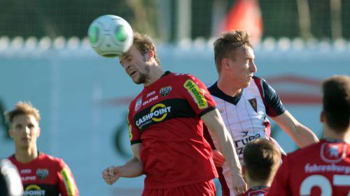 Jan Zwischenbrugger und seine Altacher Kollegen mussten sich zum Abschluss des Trainingslagers in Belek dem polnischen Team aus Stettin 0:1 geschlagen geben. gepa