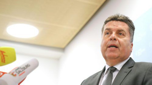 Mayr stellte die Vorwürfe zuerst in Abrede, räumte sie aber nach und nach ein. APA