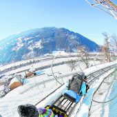 Mit dem Arena Coaster ins Tal