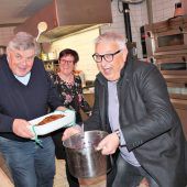 Bürgermeister Mandi auf diebischem Beutezug