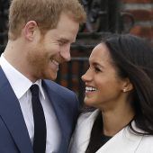 Harry und Meghan fahren mit der Kutsche durch Windsor
