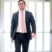 FPÖ stellt Fraktion auf EU-Ebene infrage