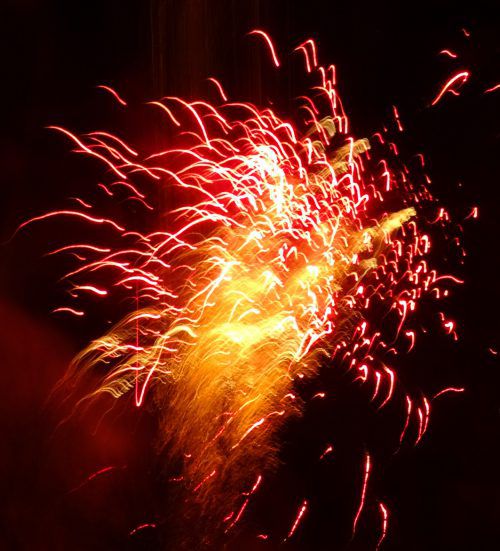 Feuerwerke sind zwar schön anzusehen, sind aber nicht ganz unproblematisch. vn