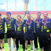 Kennelbach verlängert Titelserie